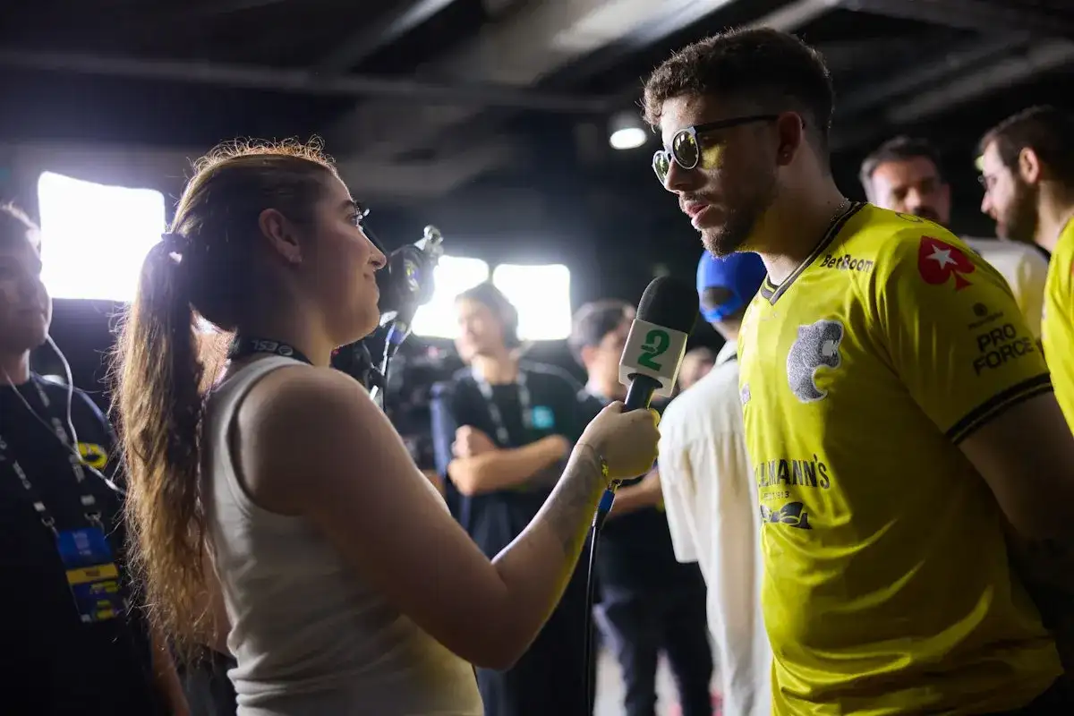 KSCERATO sobre falta de AWPs e IGLs no Brasil: 'Falta de oportunidade e muita panelinha'