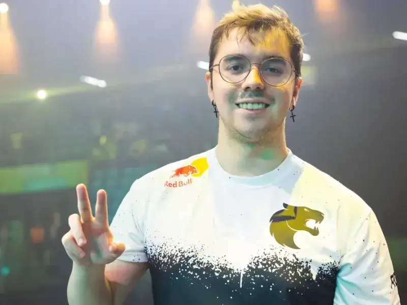 Mwzera_at_the_VCT_2023_LOCKIN_São_Paulo