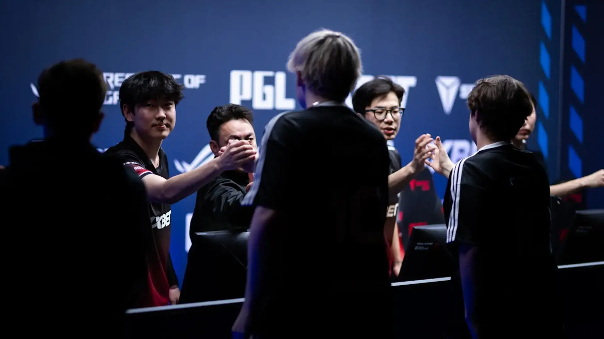 The MongolZ terá desfalque de cobrazera na FISSURE Playground 3