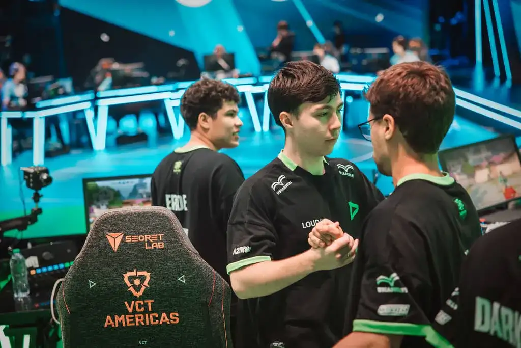 loud 100 thieves vct americas 2026 resultado: LOUD perde e se despede do Seed 1 no Grupo Omega