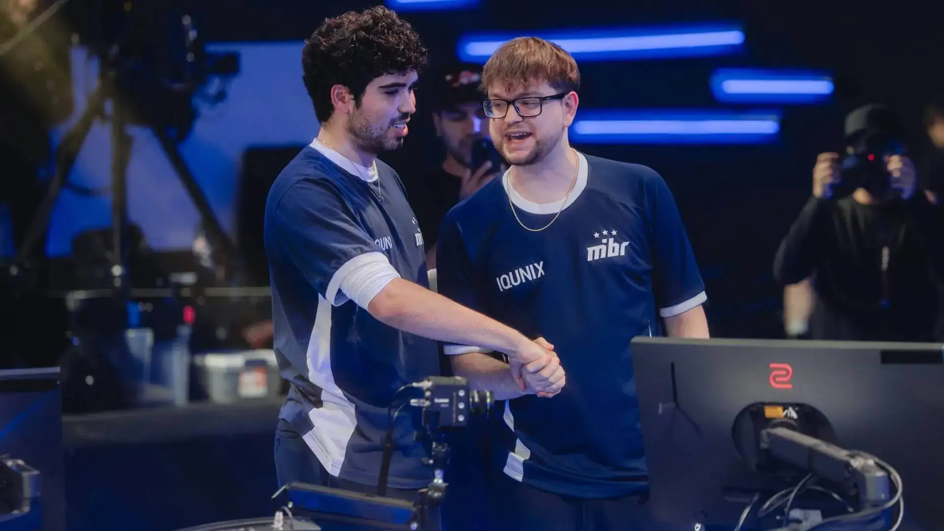 sharks dendele parceria cs2 2026: Executivos explicam fusão no Counter-Strike