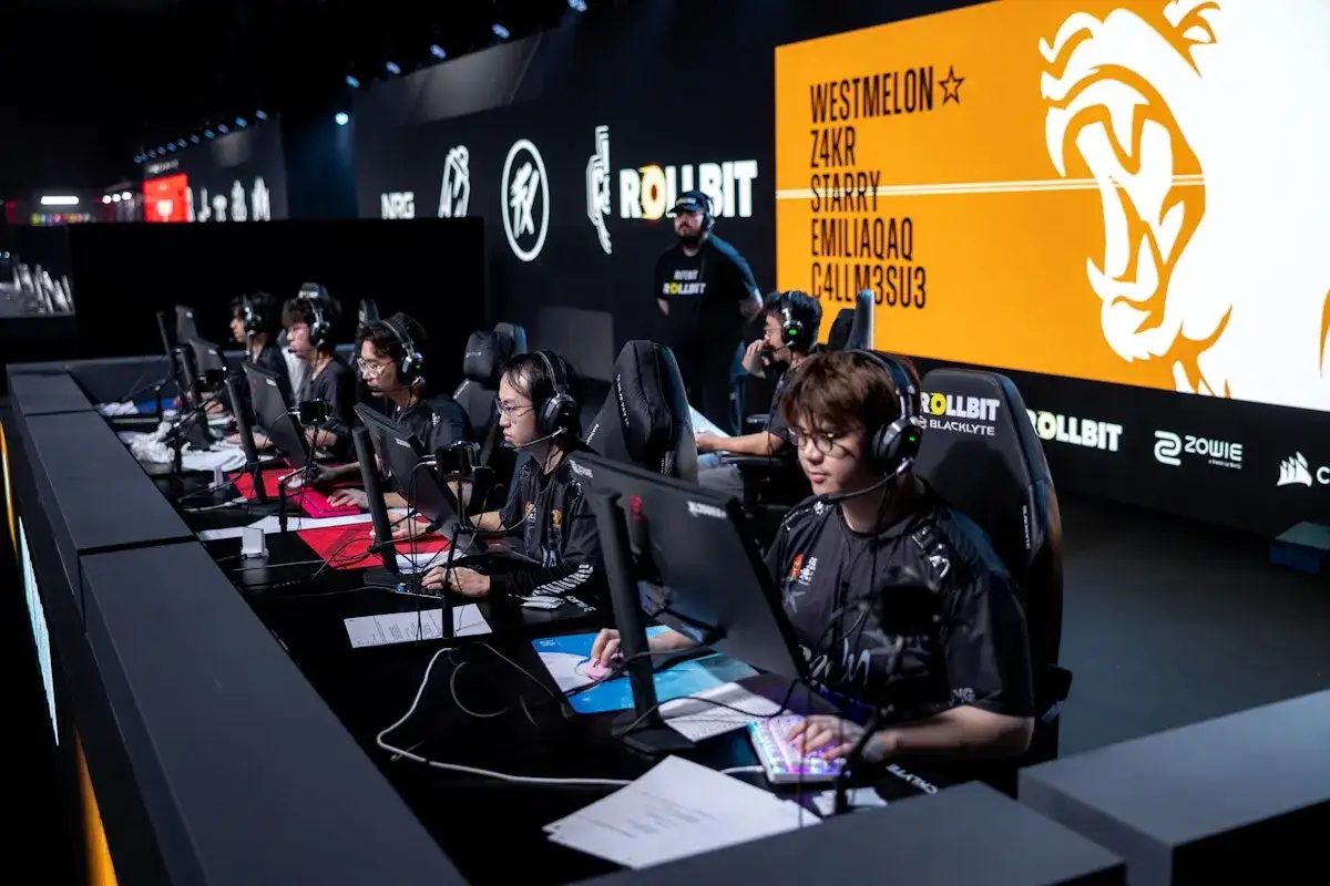 Obelisco de Buenos Aires ilumina-se com as cores da 9z Team