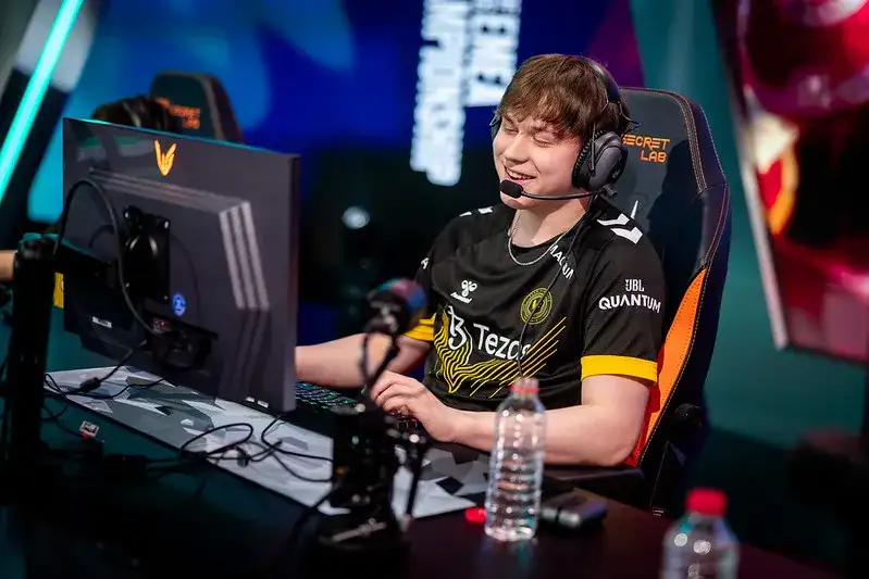 Daglas volta ao LEC: Team Heretics substitui Sheo após auto-benche