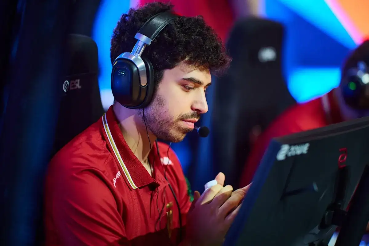 Spirit vs MOUZ: Spinx analisa sexta derrota consecutiva da equipe no CS2