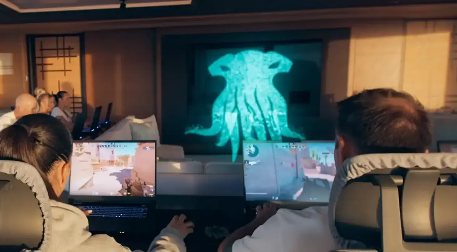 iate gabe newell valve cs2 leviathan: Vida de luxo com basquete e sala de Counter-Strike no iate ...