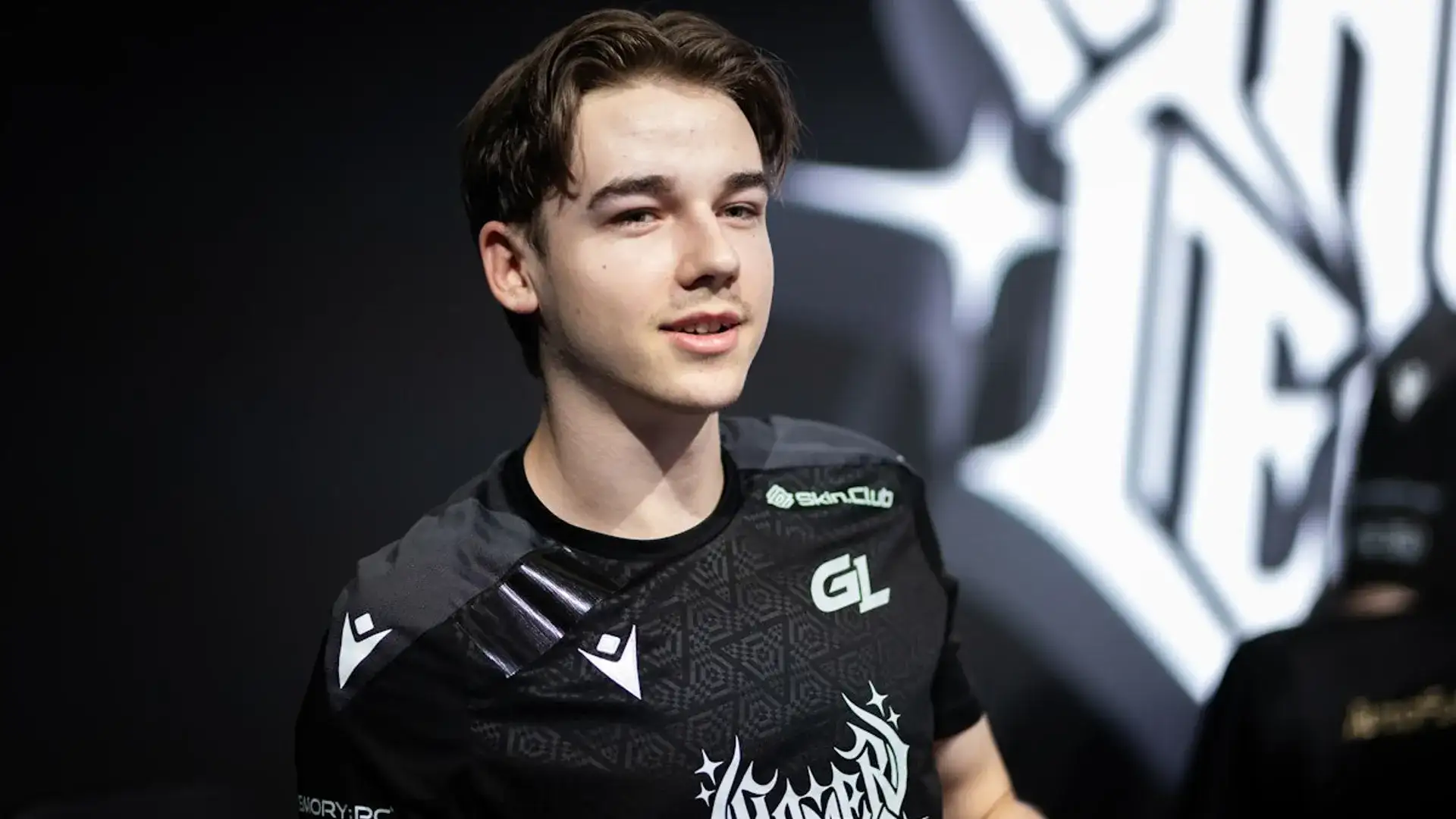 mouz contrata ex gamerlegion 2026: PR fecha com a equipe para a temporada