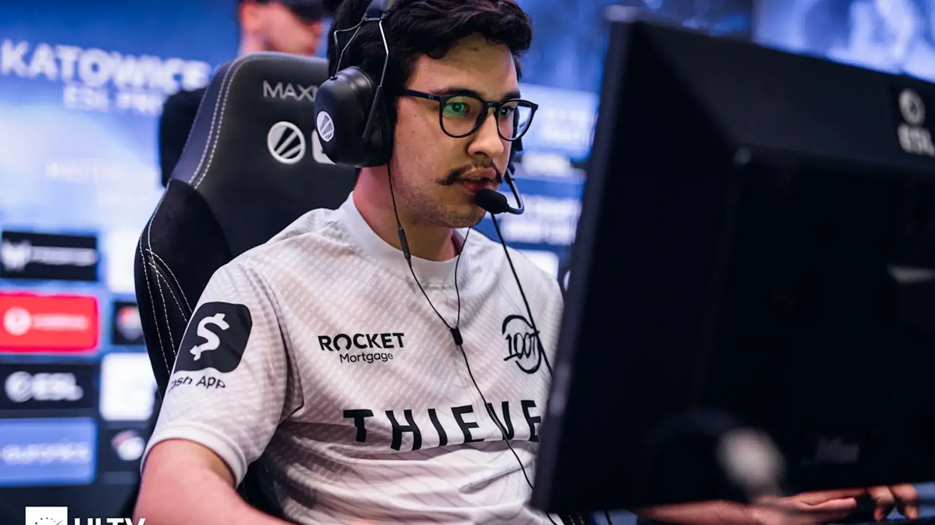 FlyQuest substituto campeonato 2026: Gratisfaction entra no lugar de story