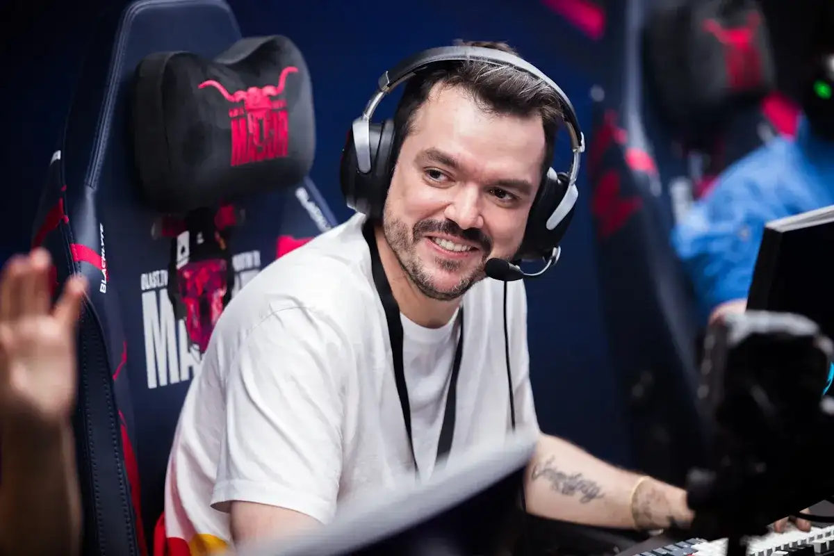 Gaules abre votação para decidir se G3X terá time de CS2 em 2026