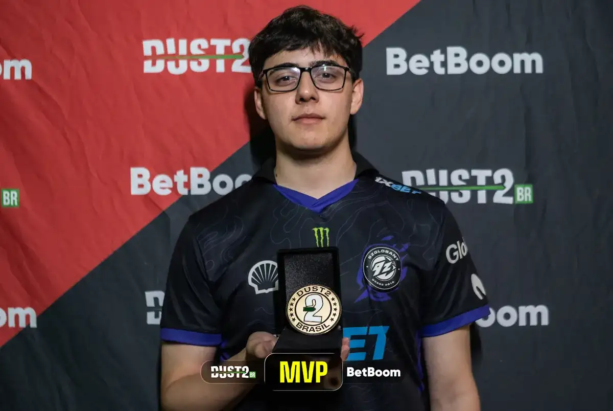 HUASOPEEK é eleito o melhor jogador do torneio FERJEE In House