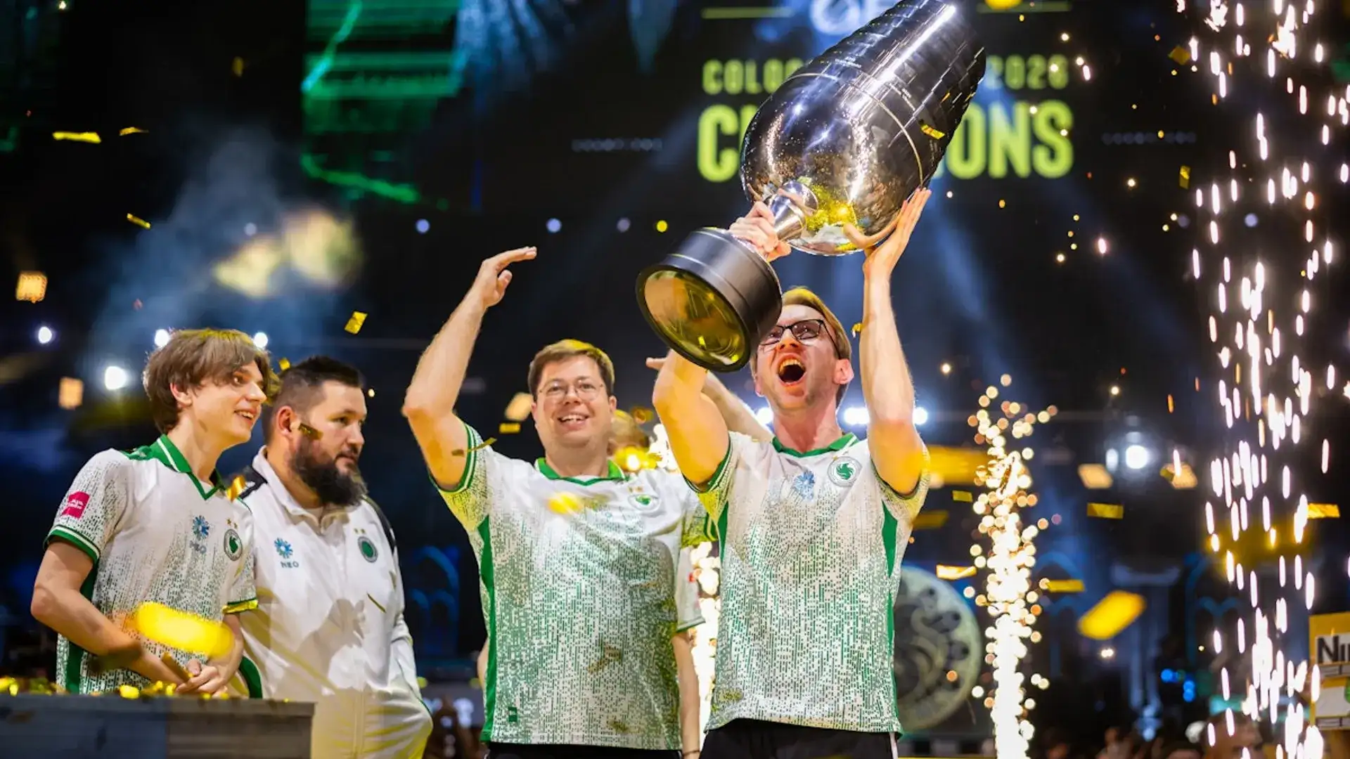 Falcons comunicação final Major 2026: áudio da rádio do time campeão