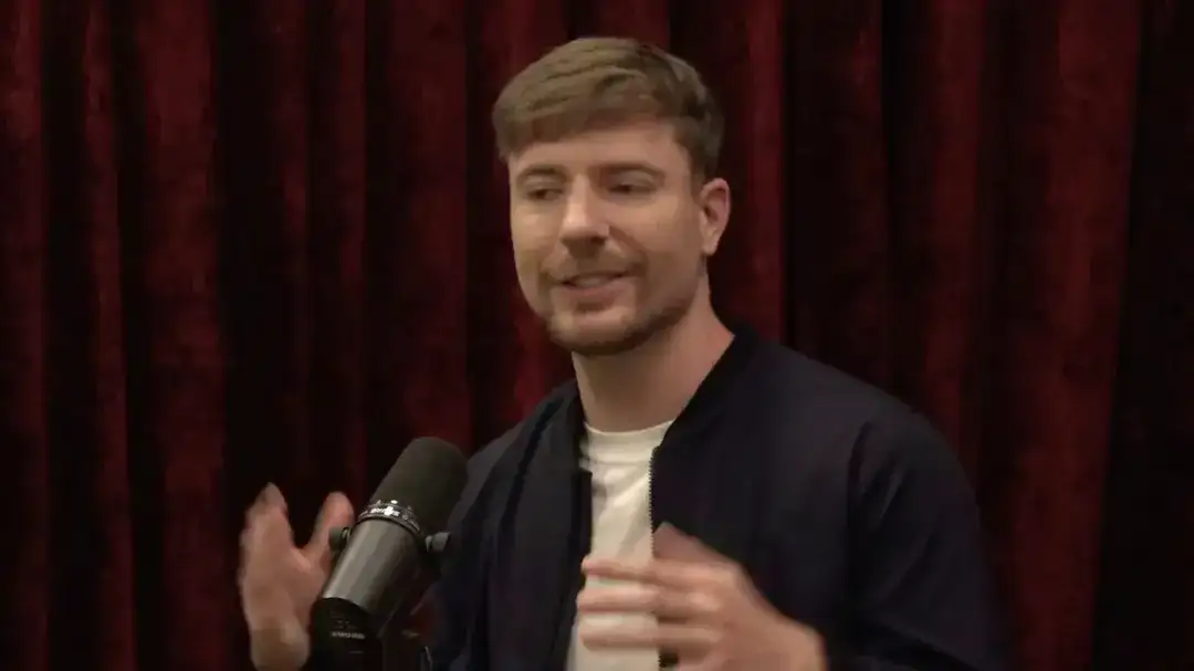Joe Rogan convence MrBeast a criar um programa de sobrevivência zumbi