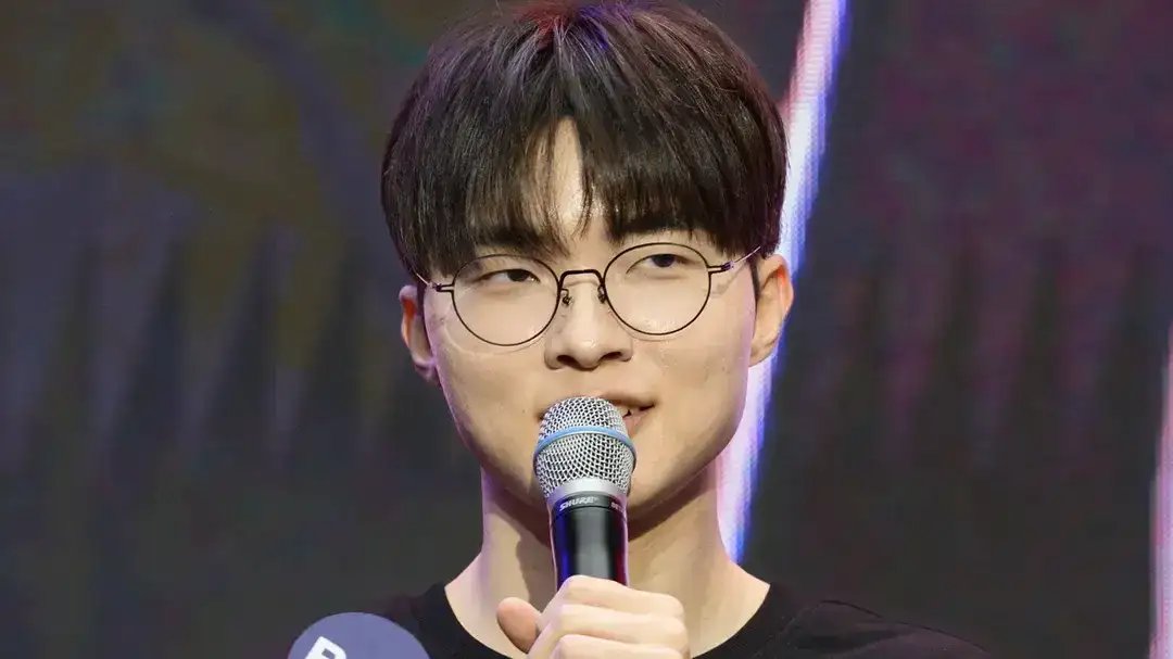 Faker, lenda do esporte eletrônico, ganha selo postal oficial na Coreia do Sul