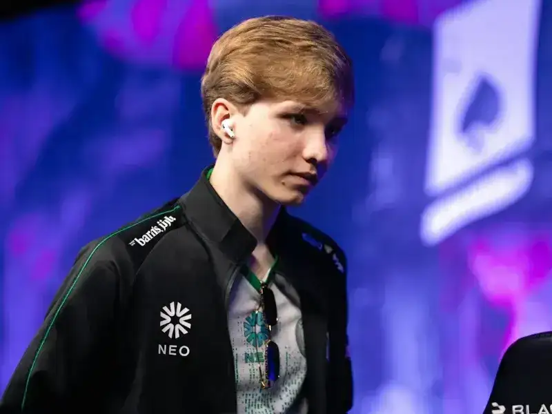 Jogador profissional de CS:GO passa por susto com invasão de conta