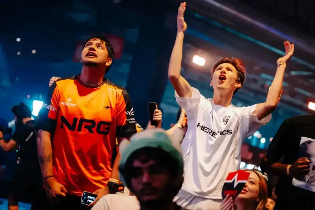 NEO sobre saída da FaZe: "Sem ressentimentos. Mas aprendi a minha lição"