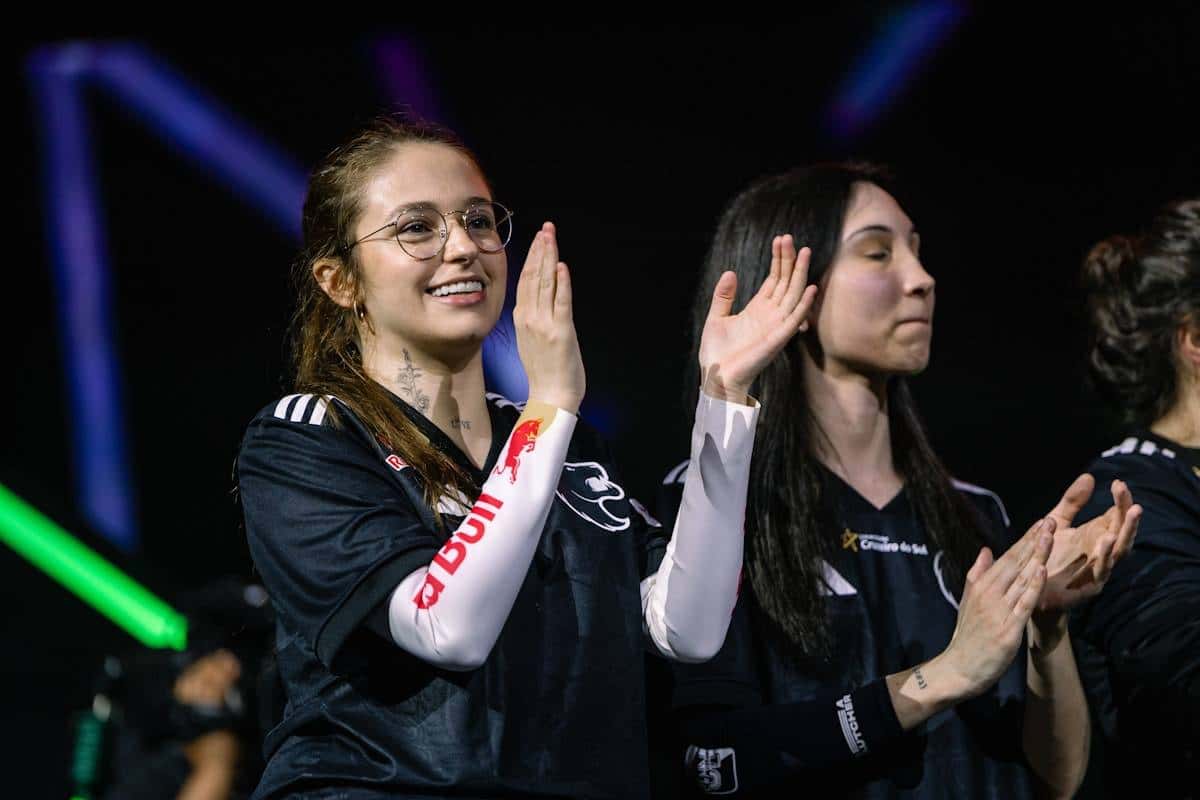 FURIA faz história ao vencer primeiro mundial feminino de CS:GO para o Brasil