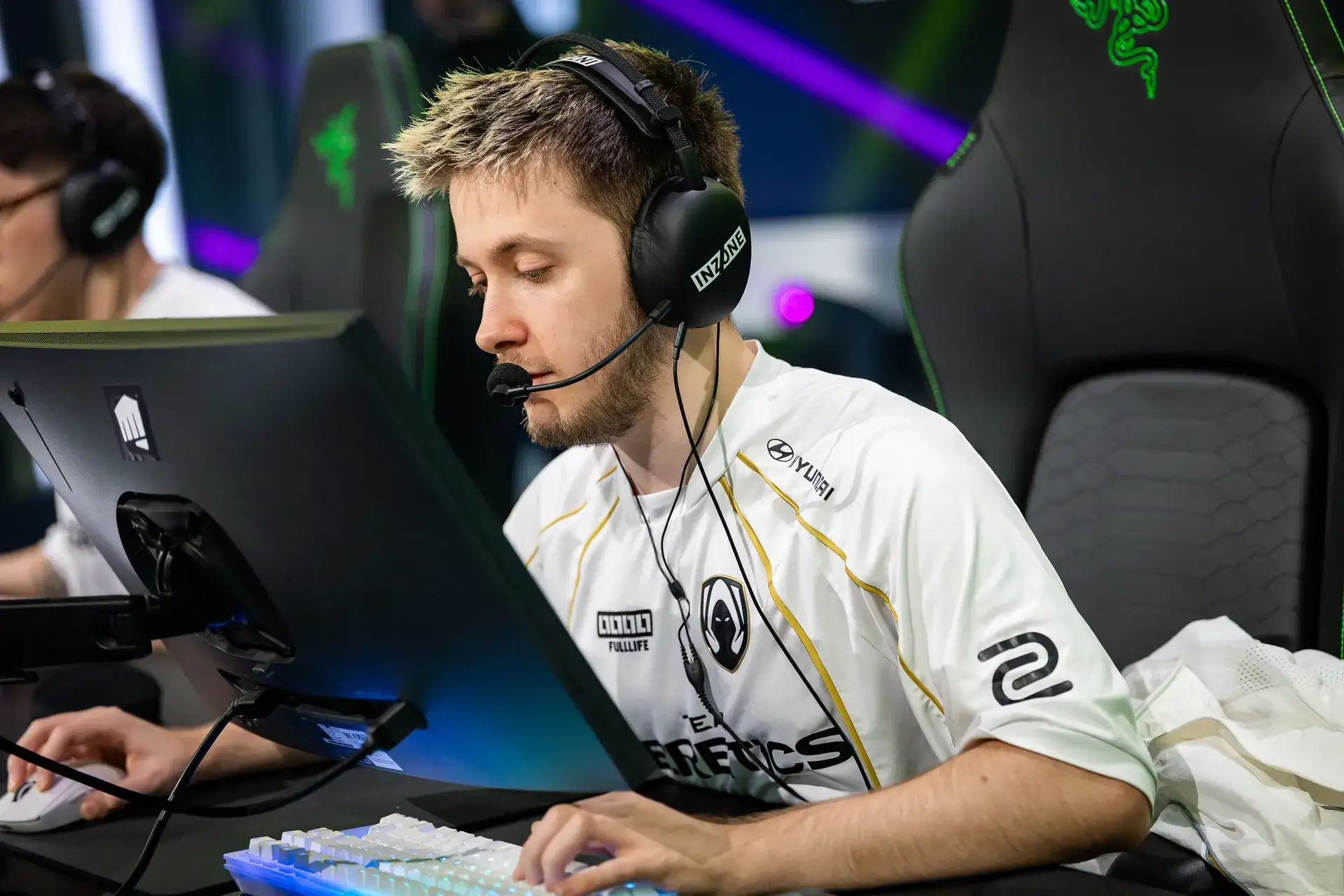 neilzinho sobre saida de ComeBack do Heretics: "É apenas um erro"
