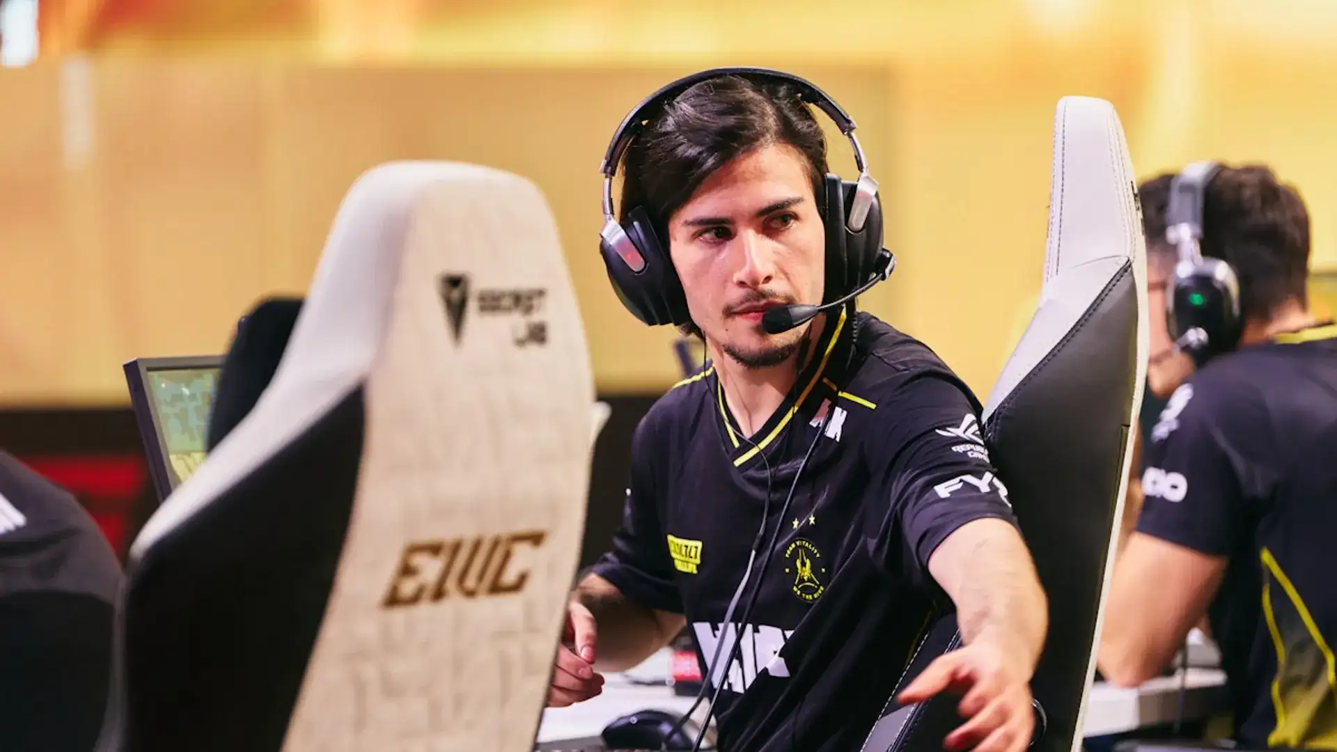 flameZ critica desempenho da Vitality: 'CS de merda' na BLAST Open Porto