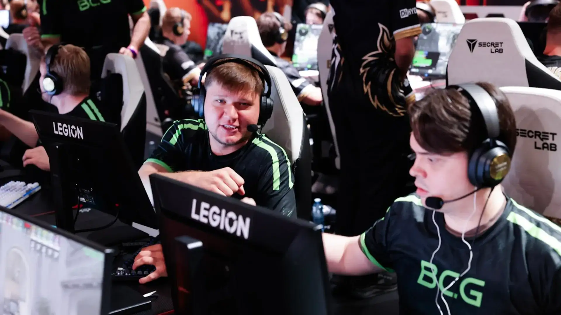 s1mple times ruins EWC 2026: declaração polêmica sobre a metade dos participantes