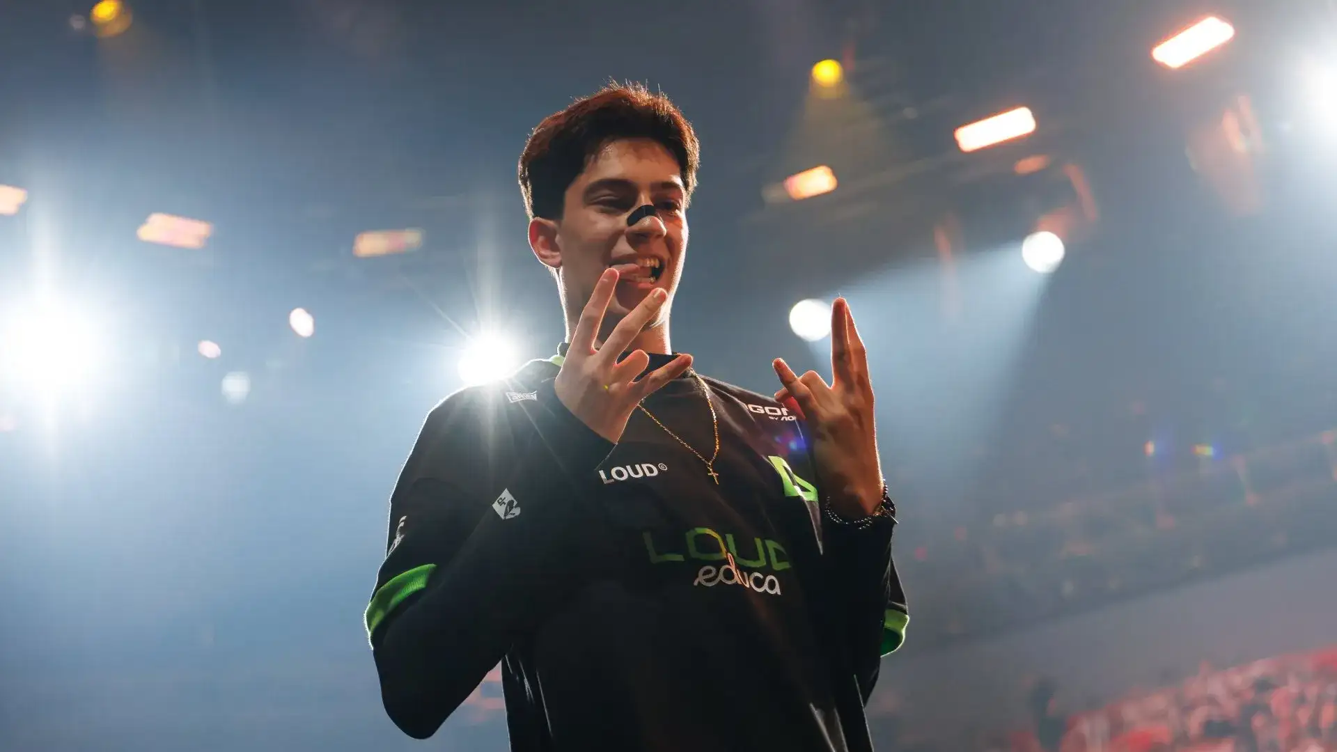 LOUD tkzin faz história no VALORANT Champions 2026 com recorde de três aces na estreia