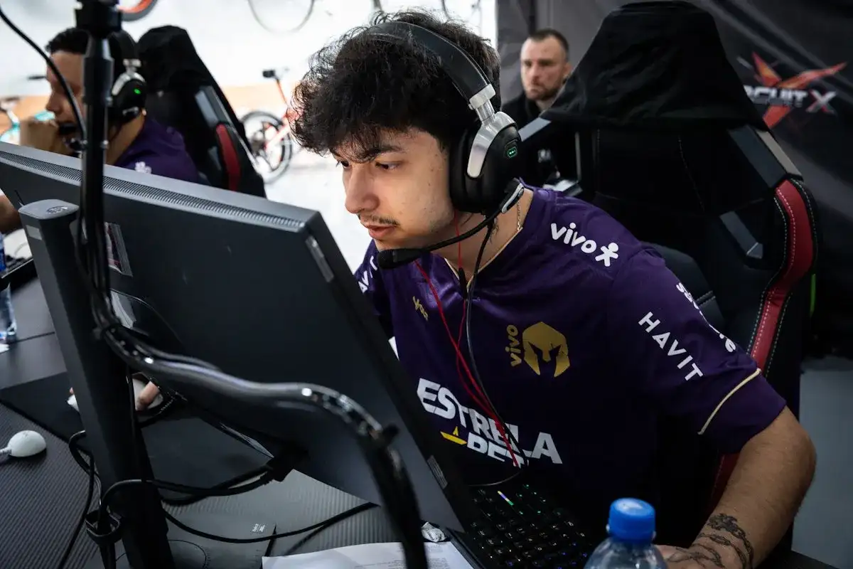 Vivo Keyd anuncia saída de t9rnay e estreia de zede