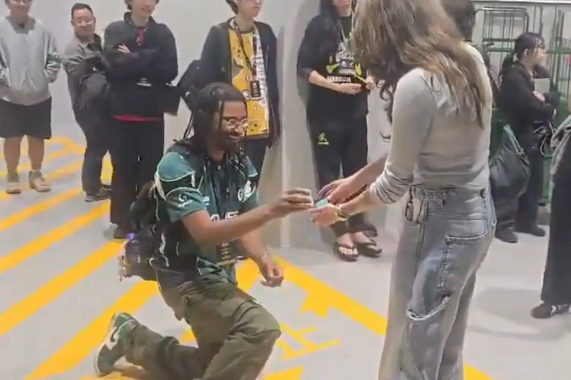 punk pedido casamento evo japan 2026: Victor Woodley pede a namorada em casamento após vice-campe...